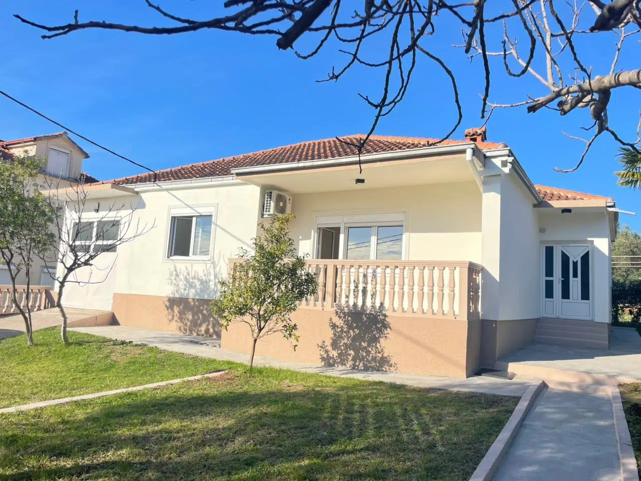 WhatsApp Image 2025-10-22 at 110613_1b6d2f64 House in Tivat ,For Sale