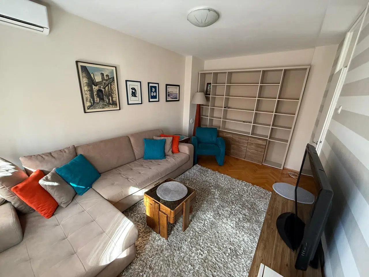WhatsApp Image 2025-10-30 at 090336_95ce45e9 One-Bedroom Apartment for Rent – Preko Morače