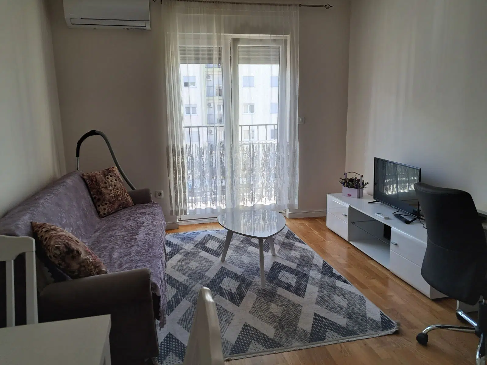 viber_image_2025-10-17_13-03-45-387 One-Bedroom Apartment for Rent – Pobrežje, Podgorica
