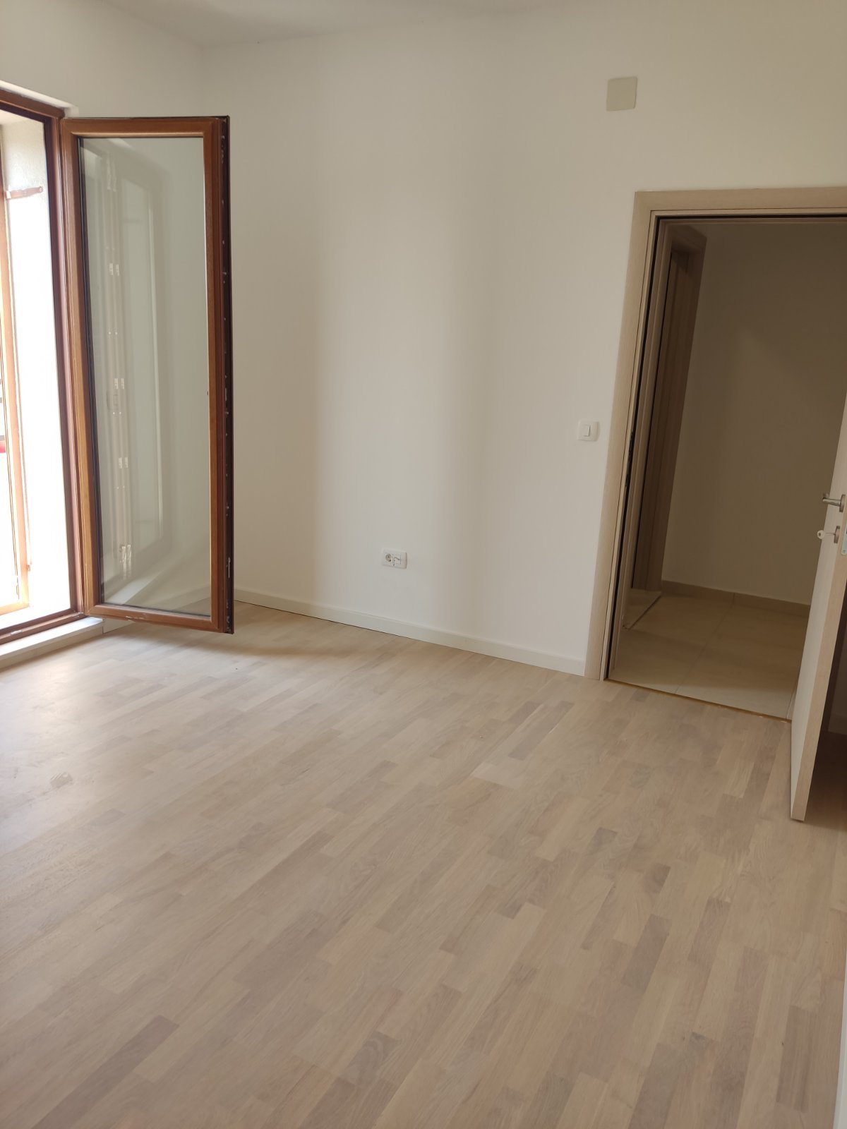 apartment for sale Tivat, three bedroom apartment Tivat, Mazina 1 Tivat, sea view apartment Tivat, large terrace apartment Montenegro, 107 m2 apartment Tivat, 110 m2 terrace Tivat, Porto Montenegro apartment walking distance, apartment near Porto Montenegro, investment property Tivat, apartment that can be divided into two units, family apartment Tivat, parking included apartment Tivat, air conditioned apartment Montenegro, coastal real estate Tivat, nekretnine Tivat prodaja, trosoban stan Tivat, stan Mazina Tivat, stan blizu Porto Montenegra, stan sa pogledom na more Tivat, stan sa velikom terasom Tivat, stan sa parkingom Tivat,violet investment, porto montenegro, violet investment montenegro