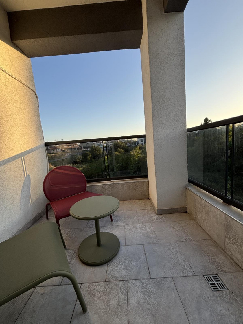 Violet Investment, Podgorica real estate, CKZ Ribnica, new building 2023, Gradnja Promet, residential building Podgorica, modern facade, Ribnica apartments, Montenegro property for sale,podgorica apartments, karadag, montenegri investment, montenegro real estate, podgorica real estate