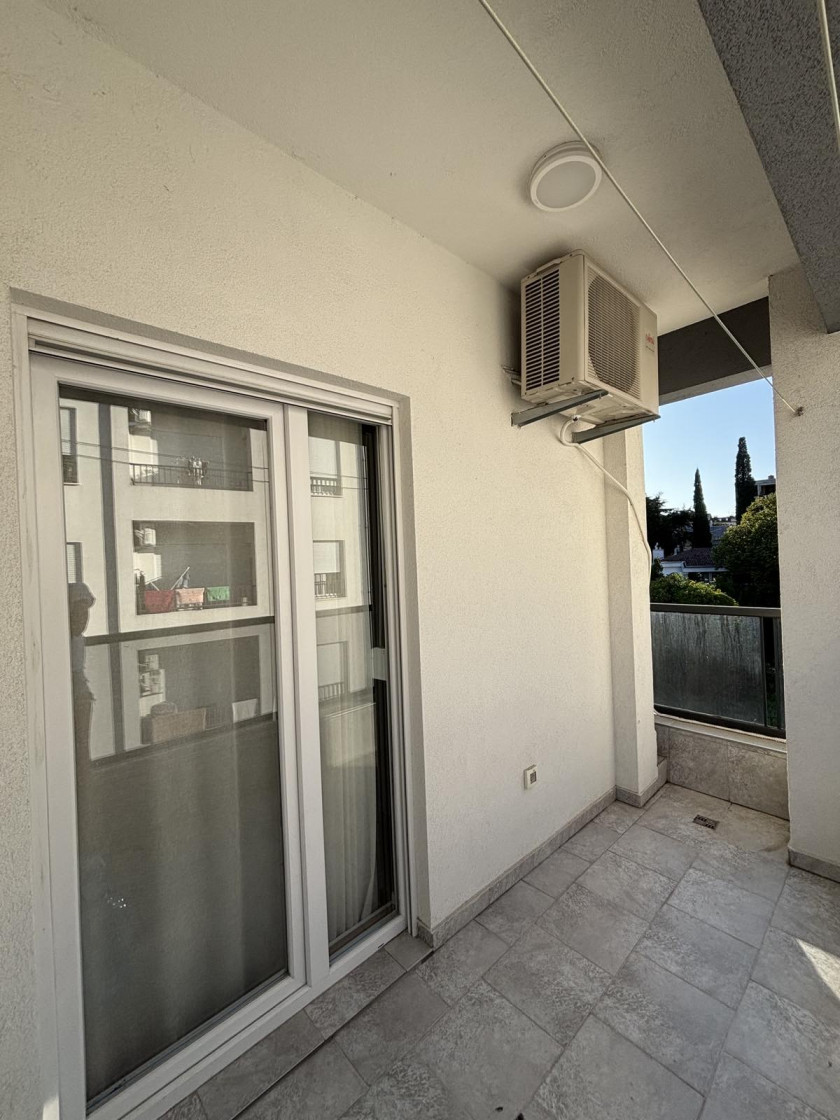 Violet Investment, Podgorica real estate, CKZ Ribnica, new building 2023, Gradnja Promet, residential building Podgorica, modern facade, Ribnica apartments, Montenegro property for sale,podgorica apartments, karadag, montenegri investment, montenegro real estate, podgorica real estate