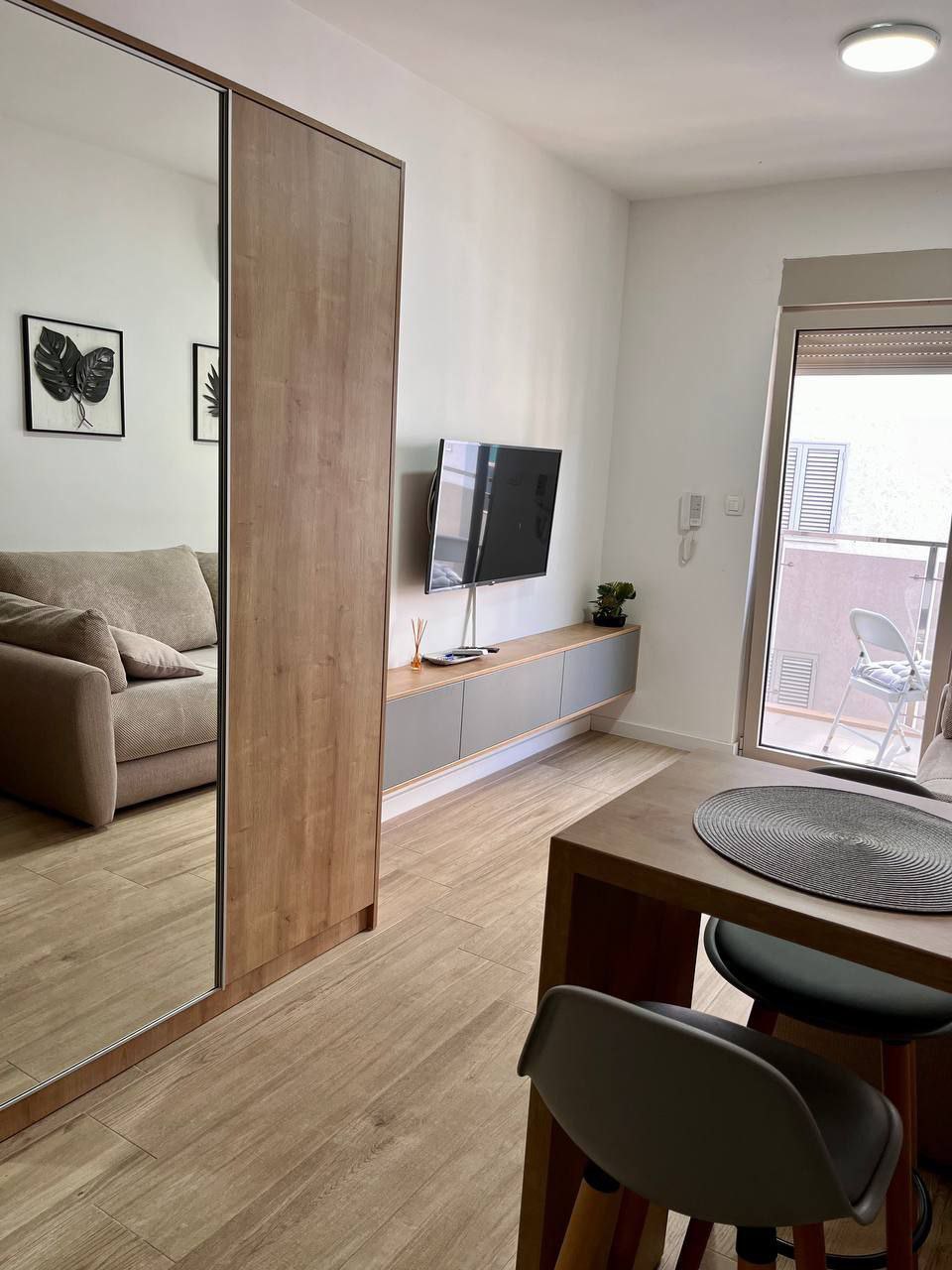 apartment for sale Bečići, studio for sale Bečići, Casa di Sofia Bečići, Bečići Montenegro property, studio apartment Montenegro coast, 21 m2 studio Bečići, modern studio near beach, apartment with pool Bečići, energy efficient apartment Montenegro, A+ energy label apartment, new building 2021 Bečići, furnished studio Bečići, investment property Bečići, rental apartment Montenegro, holiday home Bečići, coastal real estate Montenegro, Budva riviera apartment for sale, studio 400m from sea, nekretnine Bečići prodaja, studio apartman Bečići, apartman sa bazenom Bečići,violet investment,violet investment montenegro