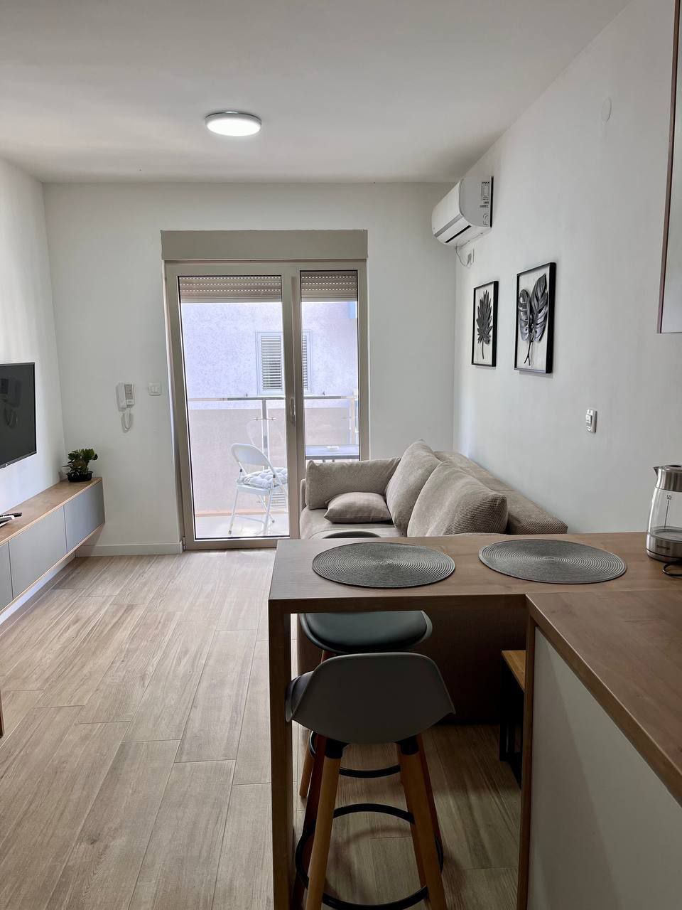 apartment for sale Bečići, studio for sale Bečići, Casa di Sofia Bečići, Bečići Montenegro property, studio apartment Montenegro coast, 21 m2 studio Bečići, modern studio near beach, apartment with pool Bečići, energy efficient apartment Montenegro, A+ energy label apartment, new building 2021 Bečići, furnished studio Bečići, investment property Bečići, rental apartment Montenegro, holiday home Bečići, coastal real estate Montenegro, Budva riviera apartment for sale, studio 400m from sea, nekretnine Bečići prodaja, studio apartman Bečići, apartman sa bazenom Bečići,violet investment,violet investment montenegro