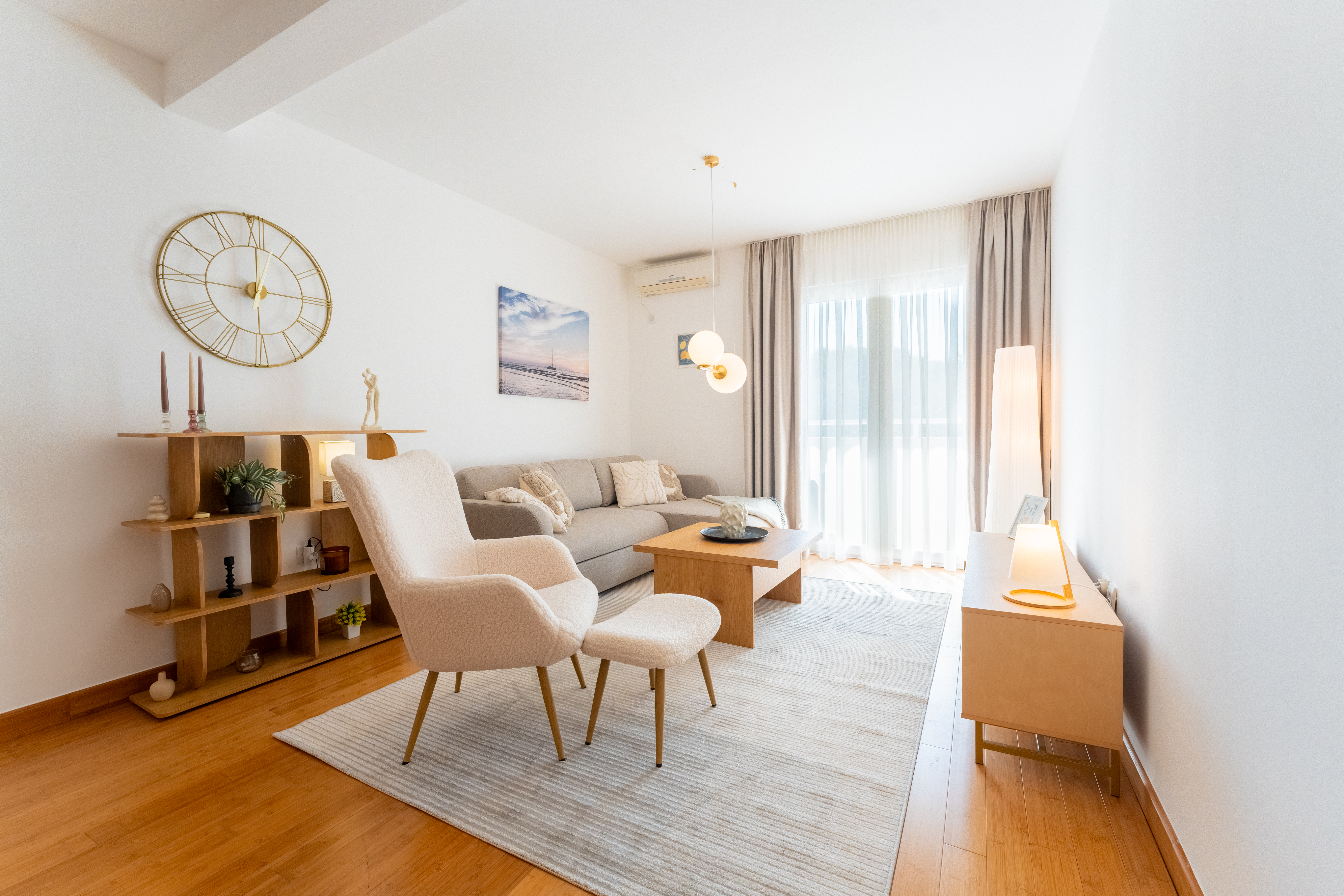 apartment for sale Pržno, 2 bedroom apartment Budva Riviera, newly renovated flat Montenegro, 68 m2 apartment near beach, furnished apartment Pržno, modern Scandinavian style interior, partial sea view balcony, property near Sveti Stefan, holiday home Pržno Montenegro, investment apartment Budva area, coastal real estate Montenegro, nekretnine Pržno prodaja, dvosoban stan Pržno, stan 8 minuta od plaže, namješten stan na moru Crna Gora, stan idealan za izdavanje Budva rivijera, violet investment, violet investment montenegro