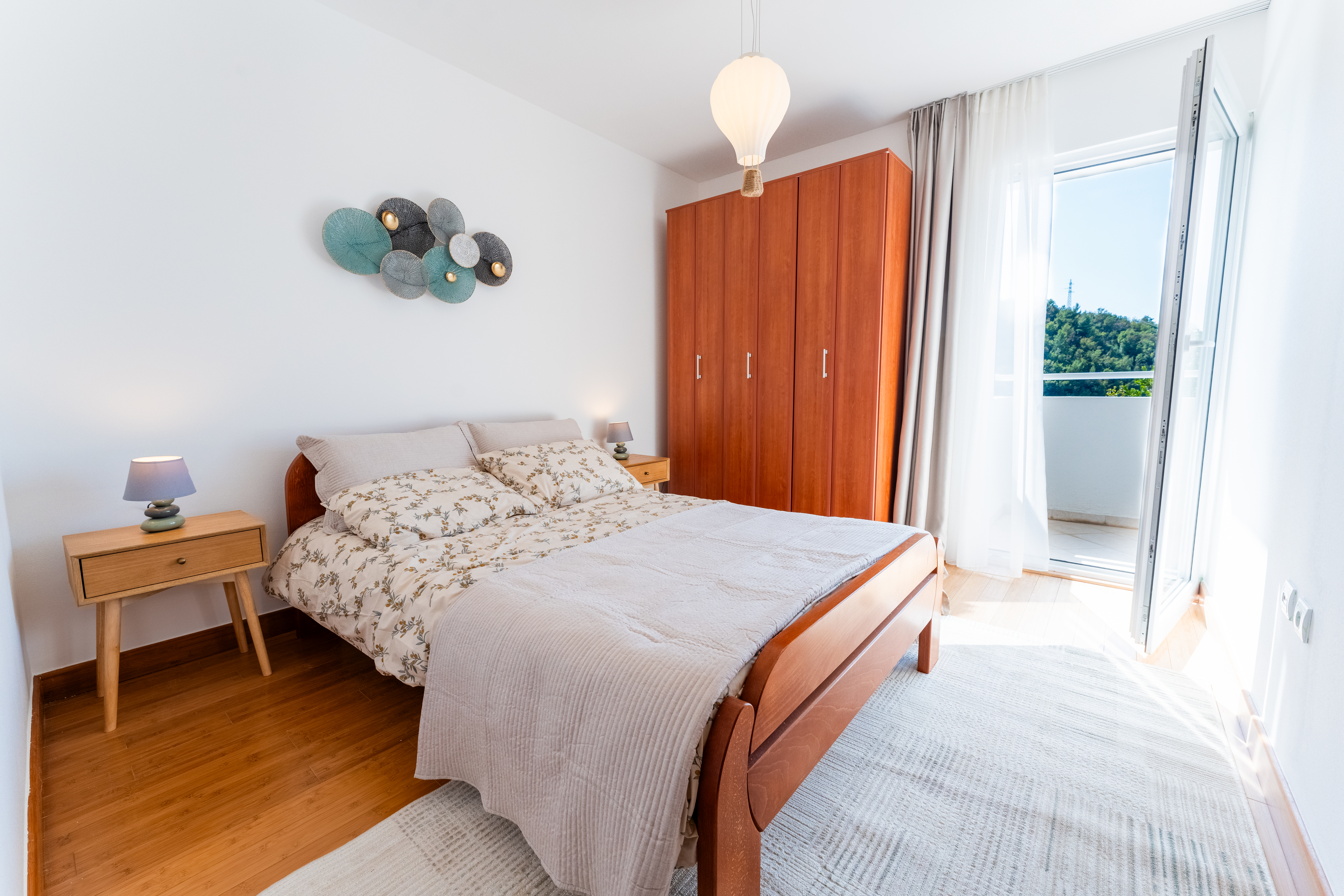 apartment for sale Pržno, 2 bedroom apartment Budva Riviera, newly renovated flat Montenegro, 68 m2 apartment near beach, furnished apartment Pržno, modern Scandinavian style interior, partial sea view balcony, property near Sveti Stefan, holiday home Pržno Montenegro, investment apartment Budva area, coastal real estate Montenegro, nekretnine Pržno prodaja, dvosoban stan Pržno, stan 8 minuta od plaže, namješten stan na moru Crna Gora, stan idealan za izdavanje Budva rivijera, violet investment, violet investment montenegro