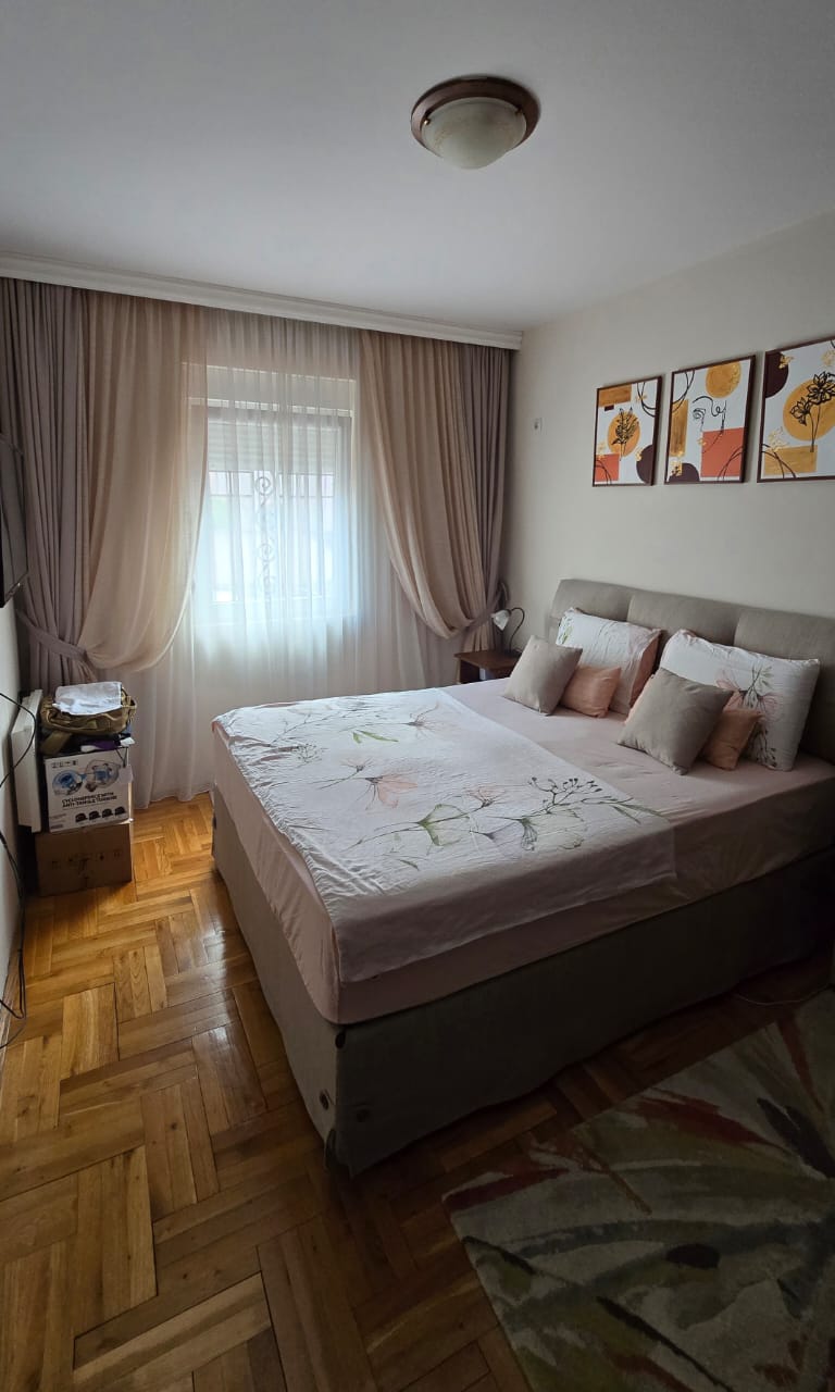 apartment for sale Zabjelo, two bedroom apartment Podgorica, 2 bedroom flat Zabjelo, 65 m2 apartment Podgorica, family apartment Zabjelo, furnished apartment for sale Podgorica, fully equipped apartment Zabjelo, apartment with two bathrooms Podgorica, separate sleeping area apartment, Zabjelo best location, apartment near park and school Podgorica, ready to move in apartment Montenegro, nekretnine Podgorica prodaja, dvosoban stan Zabjelo, dvosoban stan 65m2 Podgorica, namješten dvosoban stan Podgorica, stan za porodicu Zabjelo, stan blizu vrtića i škole Podgorica,violet investment, violet investment podgorica