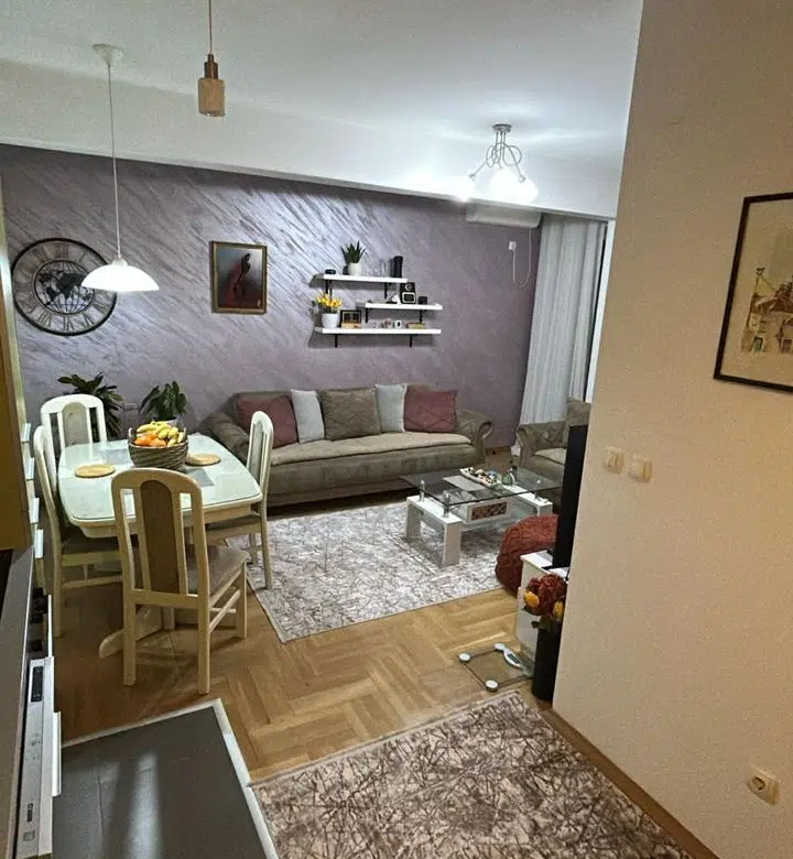apartment for sale Podgorica, Momišići apartment for sale, two bedroom apartment Momišići, 72 m2 apartment Podgorica, flat across Ars Medica, quiet courtyard facing apartment Podgorica, 2 bedroom 2 bathroom apartment Podgorica, apartment with two terraces Podgorica, semi furnished apartment Podgorica, 2015 building Podgorica, air conditioned apartment Momišići, family apartment Podgorica, investment apartment Podgorica, nekretnine Podgorica prodaja, dvosoban stan Momišići, stan preko puta Ars Medike, dvosoban stan 72m2 Podgorica, stan sa 2 terase Podgorica, polunamješten stan Podgorica, stan bez tereta Podgorica,violet investment,violet investment montenegro