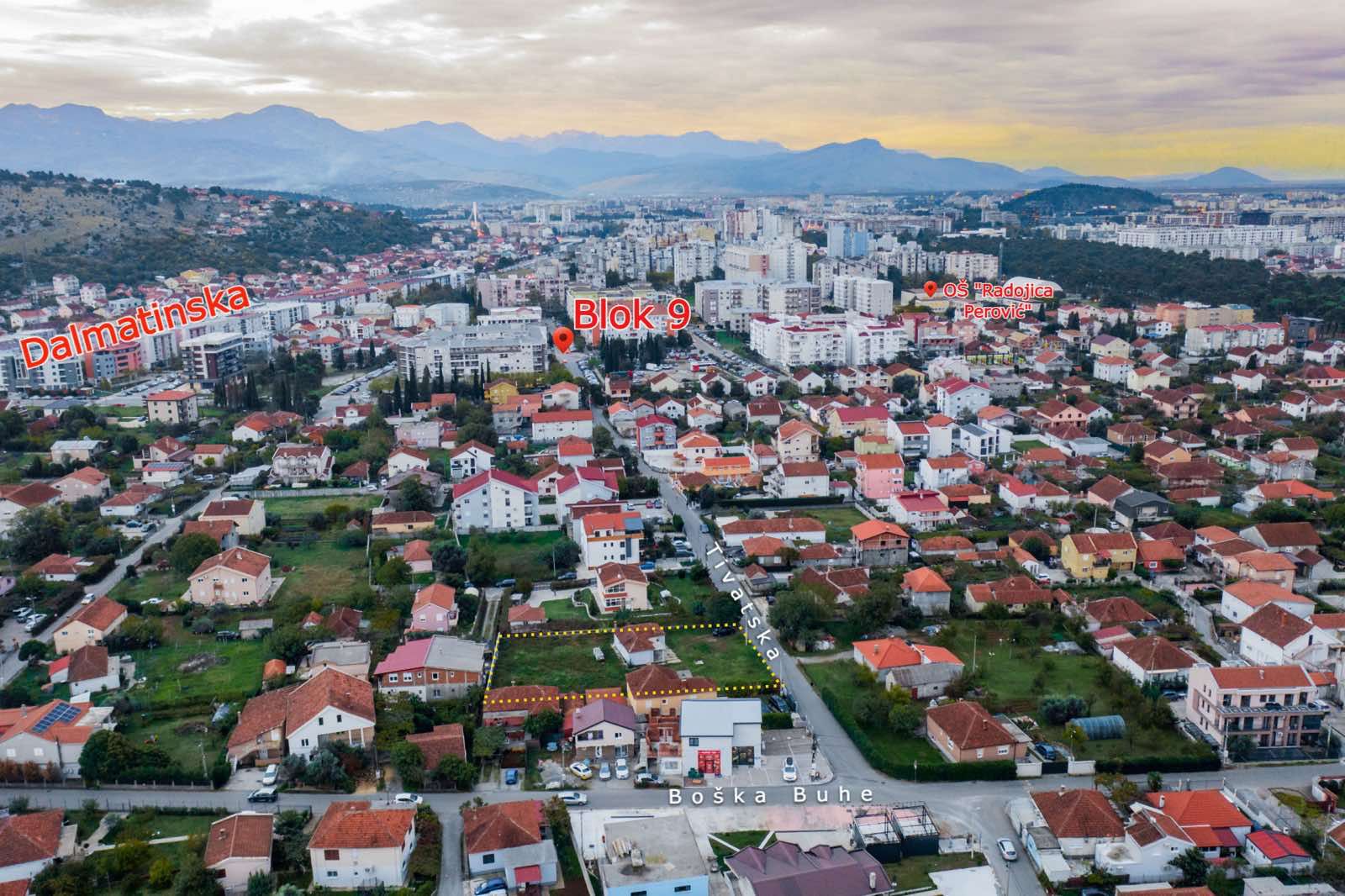 land for sale Tološi, urbanized land Podgorica, building plot Tološi Podgorica, 1475 m2 land Podgorica, Tivatska 3 Podgorica, land near Block 9, residential land Podgorica, plot with house Podgorica, land with urban-technical conditions, land for residential building Podgorica, land for family villa Podgorica, investment land Podgorica, quiet family neighborhood Tološi, nekretnine Podgorica prodaja, urbanizovan plac Tološi, građevinsko zemljište Podgorica, plac sa kućom Podgorica, zemljište za gradnju stambene zgrade, plac blizu vrtića i škola Podgorica, violet investment, violet investment montenegro