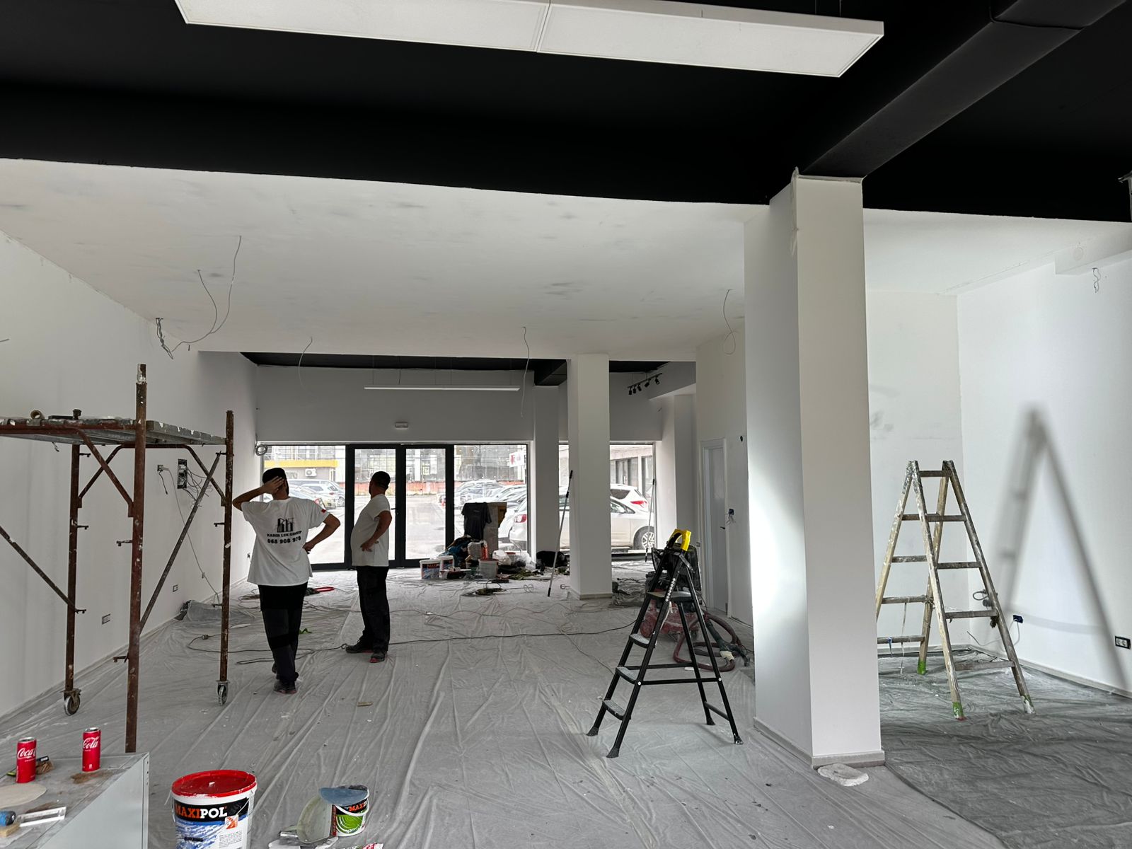 business space for rent Podgorica, commercial property Pobrežje, 117 m2 business space Podgorica, ground floor commercial space Podgorica, office space for rent Pobrežje, local for rent Podgorica, multipurpose business premises Podgorica, space with two toilets Podgorica, commercial space ground floor Montenegro, poslovni prostor izdavanje Podgorica, poslovni prostor Pobrežje, lokal u prizemlju Podgorica, poslovni prostor 117m2 Podgorica, fleksibilan poslovni prostor Podgorica, prostor za kancelarije i salon Podgorica,violet investment,violet investment montenegro