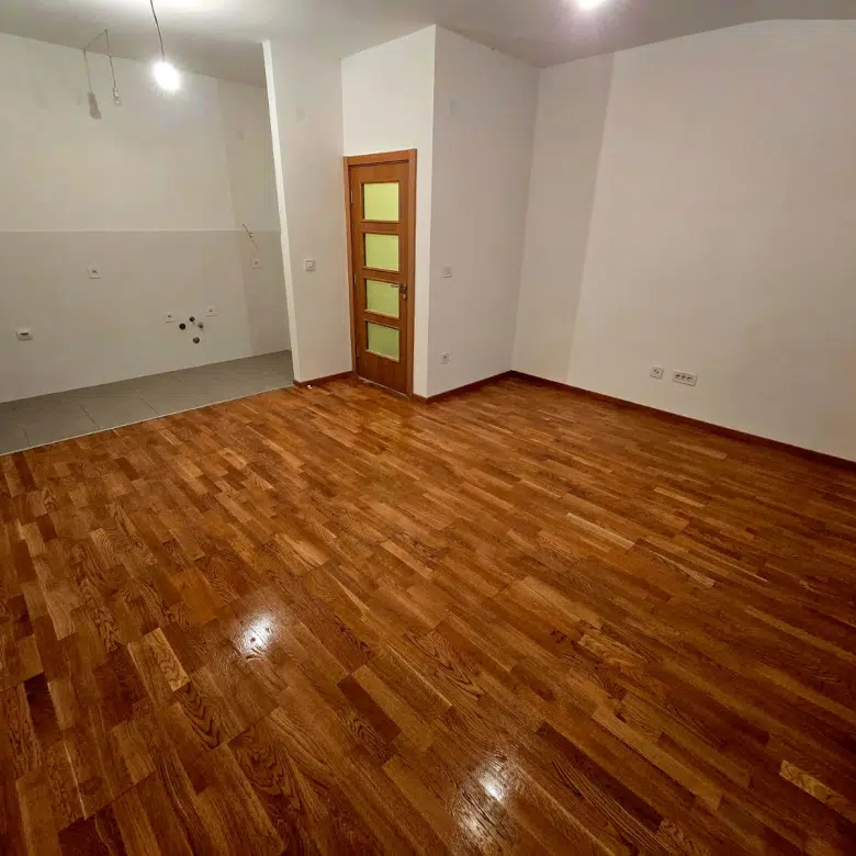 apartment for sale Stari Aerodrom, Adagio building Bemax Podgorica, new 2 bedroom apartment 72 m2, unused flat Podgorica, top floor apartment boulevard view, apartment with garage and ramp parking, 2 bedroom flat Bl Pera Ćetkovića, Bl Dr Ibrahima Koristovića apartment, modern building Podgorica, nekretnine Podgorica prodaja, dvosoban stan Stari Aerodrom, nov stan Adagio Bemax, stan sa vešerajem i velikom terasom, stan sa garažom Podgorica, stan bez tereta 1/1 Podgorica, violet investment , violet investment montenegro