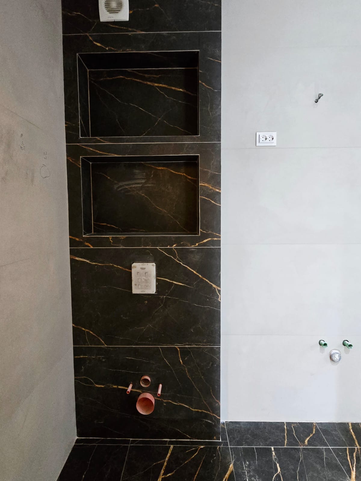 apartment for sale Stari Aerodrom, Adagio building Bemax Podgorica, new 2 bedroom apartment 72 m2, unused flat Podgorica, top floor apartment boulevard view, apartment with garage and ramp parking, 2 bedroom flat Bl Pera Ćetkovića, Bl Dr Ibrahima Koristovića apartment, modern building Podgorica, nekretnine Podgorica prodaja, dvosoban stan Stari Aerodrom, nov stan Adagio Bemax, stan sa vešerajem i velikom terasom, stan sa garažom Podgorica, stan bez tereta 1/1 Podgorica, violet investment , violet investment montenegro