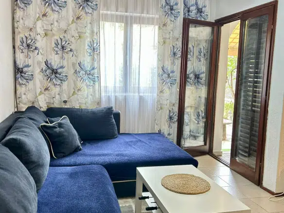 apartment for sale Budva, Velji Vinogradi apartment for sale, Adok Budva property, one bedroom apartment Budva, 1 bedroom flat Budva, 39 m2 apartment Budva, furnished apartment Budva, Budva real estate, apartment with terrace Budva, apartment with yard Budva, investment property Budva, holiday home Budva, coastal apartment Montenegro, Montenegro property for sale, Budva apartment 110000 EUR, stan na prodaju Budva, jednosoban stan Budva, jednosoban stan Velji Vinogradi, stan Adok Budva, stan 39 m2 Budva, namješten stan Budva, stan sa terasom Budva, stan sa dvorištem Budva, nekretnine Budva prodaja, stan bez tereta Budva