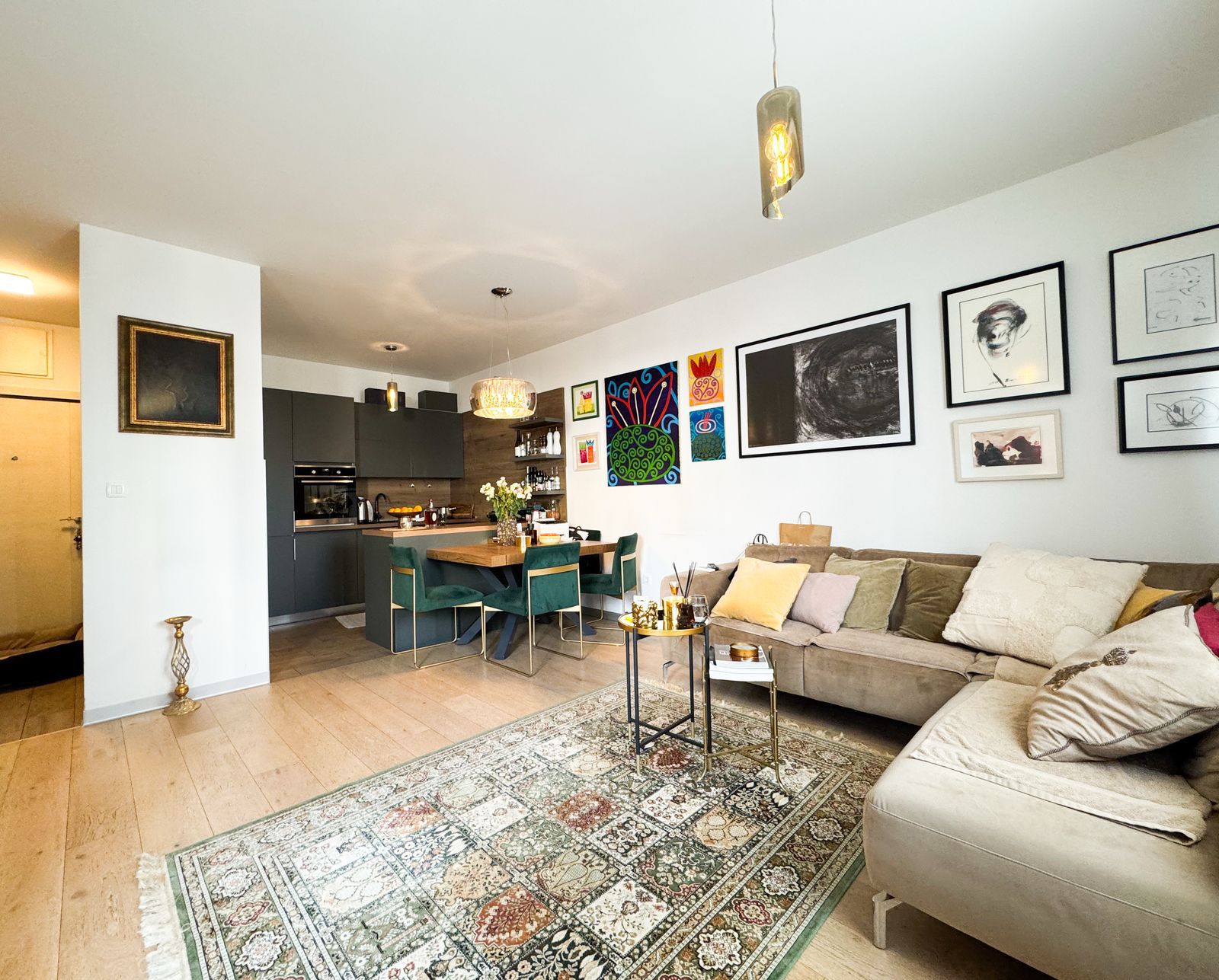 two bedroom apartment for sale, 2 bedroom flat new building, furnished apartment for sale, 63 m2 apartment, first floor apartment with elevator, apartment with garage space, private garage parking, new construction 2019 apartment, parquet flooring apartment, northeast oriented apartment, electric heating apartment, registered property for sale, modern apartment with lift, namješten dvosoban stan prodaja, novogradnja stan sa garažom, stan u zgradi sa liftom, dvosoban stan 63m2, uknjižen stan novogradnja,violet investment,violet investment montenegro