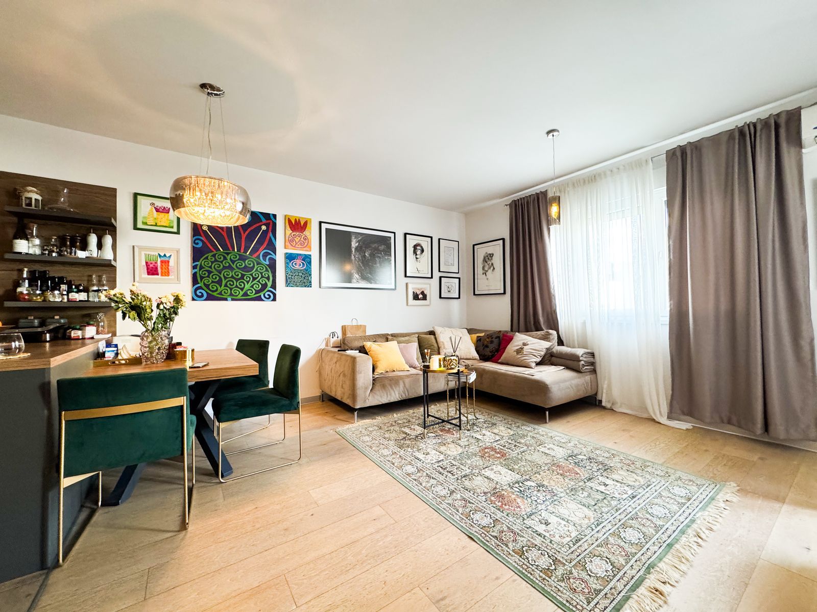 two bedroom apartment for sale, 2 bedroom flat new building, furnished apartment for sale, 63 m2 apartment, first floor apartment with elevator, apartment with garage space, private garage parking, new construction 2019 apartment, parquet flooring apartment, northeast oriented apartment, electric heating apartment, registered property for sale, modern apartment with lift, namješten dvosoban stan prodaja, novogradnja stan sa garažom, stan u zgradi sa liftom, dvosoban stan 63m2, uknjižen stan novogradnja,violet investment,violet investment montenegro