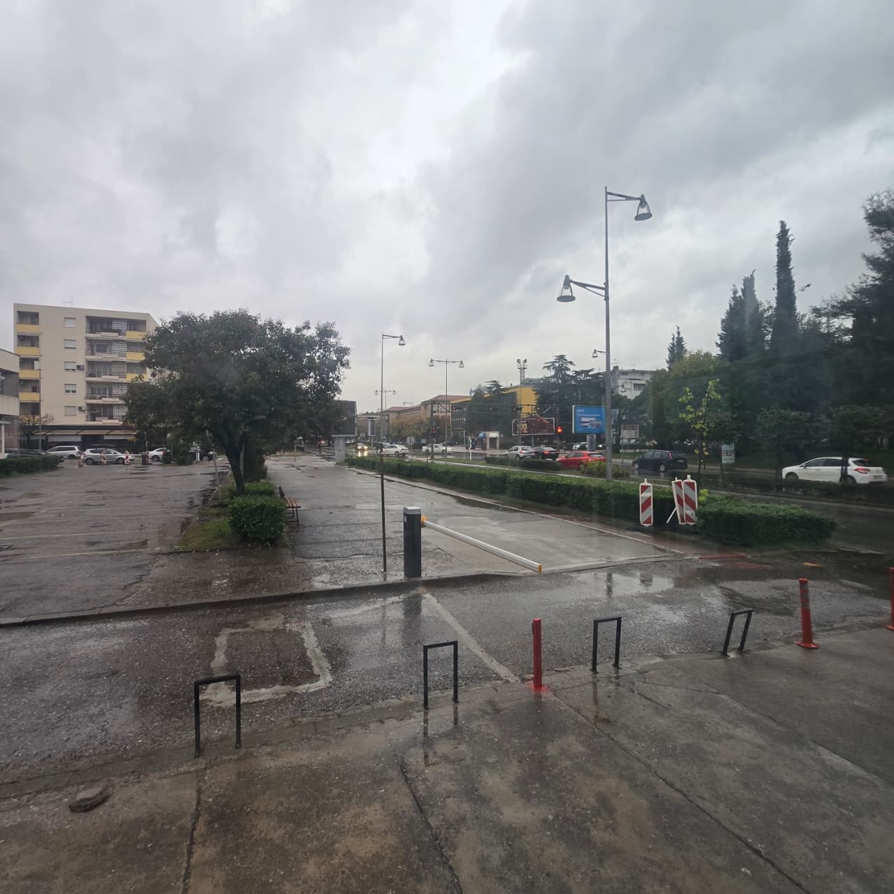 business space for rent Podgorica, commercial premises city center Podgorica, 125 m2 business space Podgorica, office for rent in the heart of Podgorica, multipurpose commercial space Montenegro, local for rent city center Podgorica, space with two bathrooms Podgorica, business space with ventilation system Podgorica, grey zone space for fit-out Podgorica, high visibility location Podgorica, rental commercial property Montenegro, poslovni prostor izdavanje Podgorica centar, lokal u srcu grada Podgorica, poslovni prostor 125m2 Podgorica, višefunkcionalni poslovni prostor Podgorica, lokal za kancelarije i usluge Podgorica,violet investment, violet investment montenegro