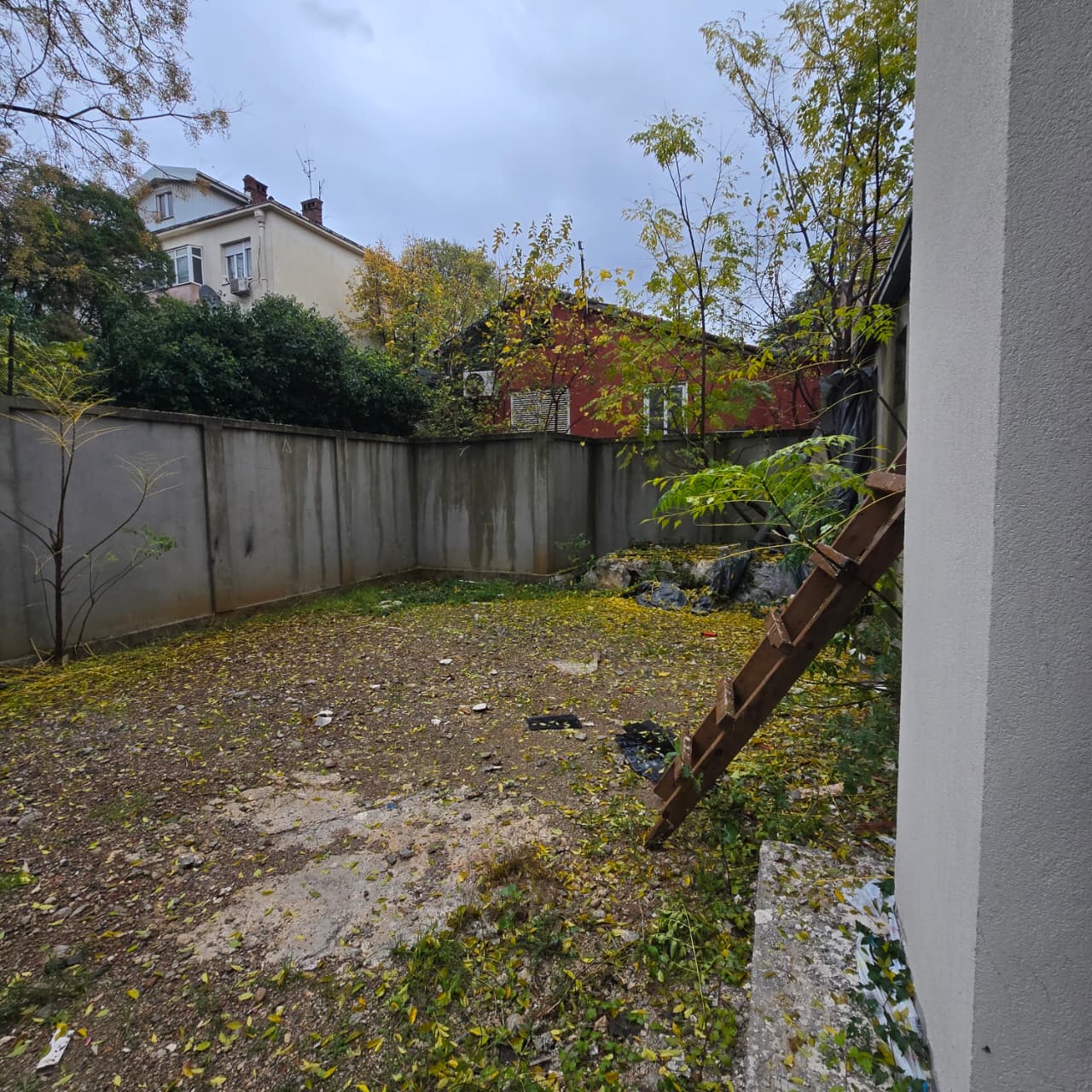 commercial space for rent Podgorica, business premises for rent Podgorica, office space city center Podgorica, commercial property next to Hotel Bošković, 124 m2 business space Podgorica, space with garden for rent Podgorica, commercial with parking Podgorica, 4 garage 4 open parking Podgorica, business location city center, rental commercial Montenegro, office with private parking Podgorica, garden commercial space Podgorica, poslovni prostor izdavanje Podgorica, poslovni prostor centar grada, izdavanje lokala kod hotela Bošković, poslovni prostor sa parkingom Podgorica, lokal sa baštom Podgorica, kancelarijski prostor Podgorica, nekretnine komercijalne Podgorica izdavanje, violet investment, violet investment montenegro