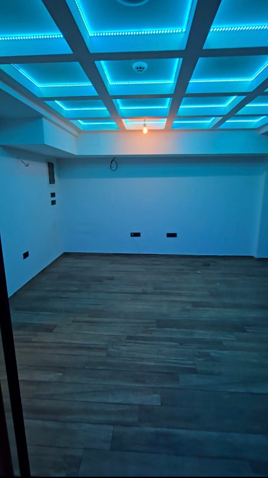 business space for rent Podgorica, 400 m2 business premises Podgorica, commercial space city center Podgorica, large commercial space for rent Montenegro, office space for rent Podgorica center, shared office space Podgorica, club or bar location Podgorica, clinic space for rent Podgorica, commercial unit with ventilation system, business premises with two bathrooms Podgorica, multipurpose commercial space Montenegro, high visibility location Podgorica, poslovni prostor izdavanje Podgorica centar, veliki lokal 400m2 Podgorica, prostor za klub ili bar Podgorica, prostor za kliniku ili polikliniku Podgorica, co-working prostor Podgorica, poslovni prostor u srcu grada Podgorica,violet investment , violet investment montenegro