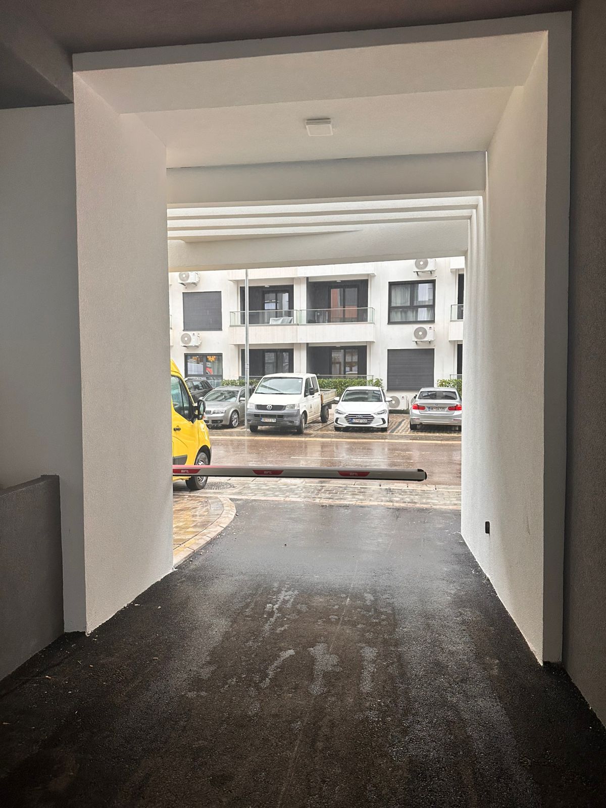 apartment for sale Bar, one bedroom apartment near beach, 45 m2 new apartment Montenegro, brand new flat October 2025, apartment near Anto Đedović school, apartment next to Aroma store Bar, first floor apartment Montenegro, underfloor heating apartment, wooden floors apartment Bar, 1 bedroom flat with balcony, partial sea view apartment, new building near beach Bar, for sale by owner Montenegro, holiday home Bar Montenegro, investment apartment near sea, apartment with underground parking option, quiet apartment not on main road, nekretnine Bar prodaja, jednosoban stan novogradnja Bar, stan blizu mora i škole Bar, violet investment, violet investment montenegro