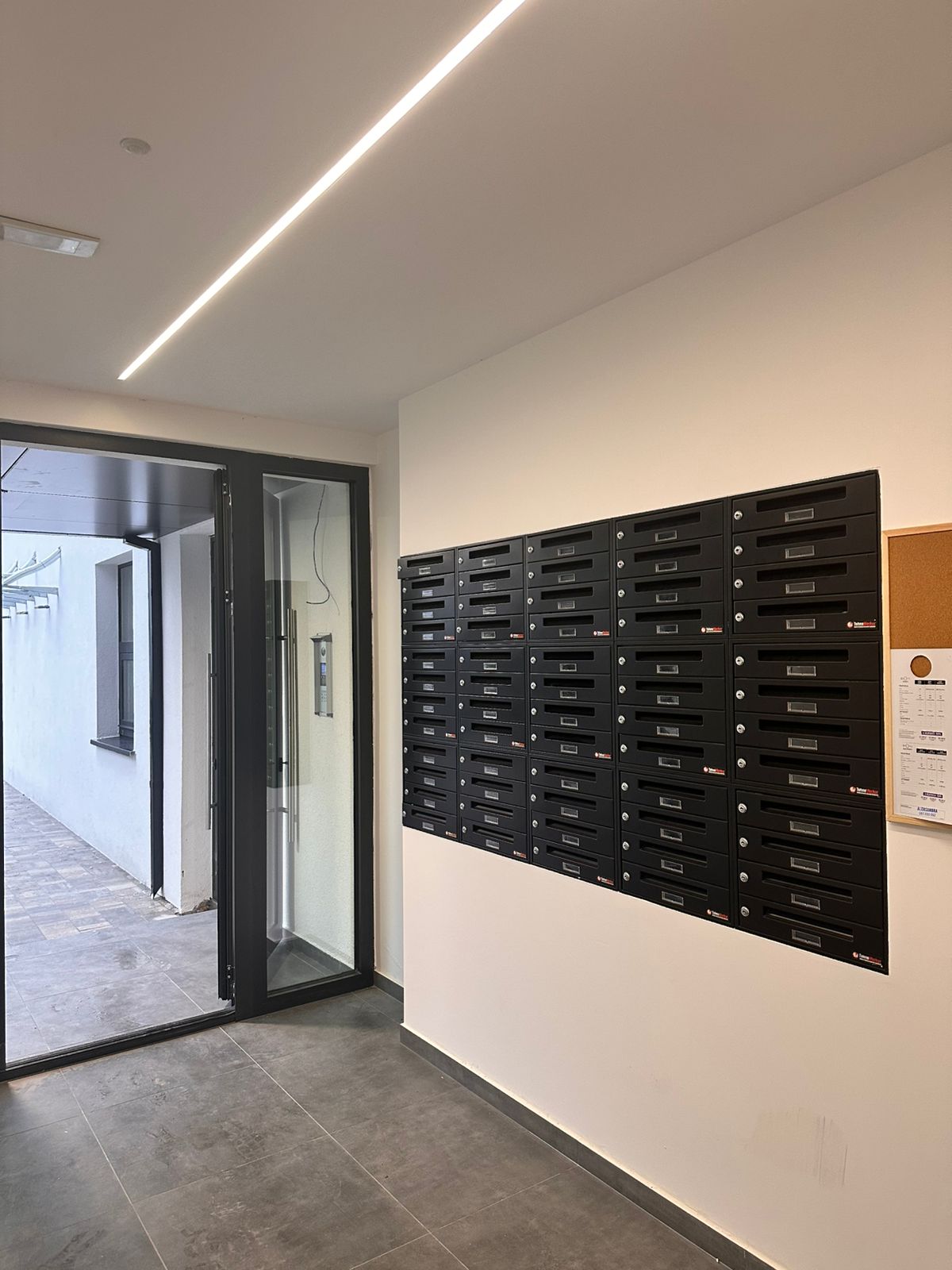 apartment for sale Bar, one bedroom apartment near beach, 45 m2 new apartment Montenegro, brand new flat October 2025, apartment near Anto Đedović school, apartment next to Aroma store Bar, first floor apartment Montenegro, underfloor heating apartment, wooden floors apartment Bar, 1 bedroom flat with balcony, partial sea view apartment, new building near beach Bar, for sale by owner Montenegro, holiday home Bar Montenegro, investment apartment near sea, apartment with underground parking option, quiet apartment not on main road, nekretnine Bar prodaja, jednosoban stan novogradnja Bar, stan blizu mora i škole Bar, violet investment, violet investment montenegro