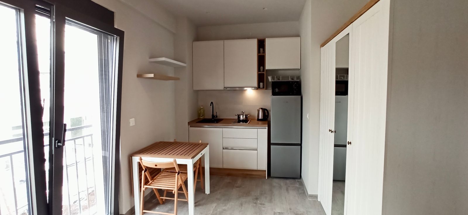 studio for sale Tivat, central Tivat apartment, Technomax building Tivat, 24.5 m2 studio Montenegro, furnished studio Tivat, new building in Tivat center, apartment near Porto Montenegro, investment property Tivat, studio for long and short term rental, office or cabinet space Tivat, first floor studio with lift, quiet courtyard facing apartment, property near promenade and beaches Tivat, nekretnine Tivat prodaja, garsonjera centar Tivta, studio apartman Porto Montenegro lokacija, stan za investiciju Tivat, namještena garsonjera Crna Gora, violet investment, violet investment montenegro