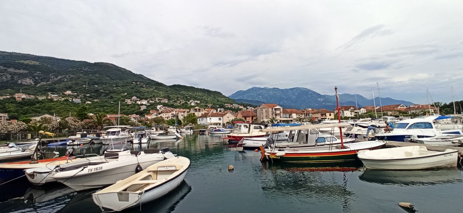 studio for sale Tivat, central Tivat apartment, Technomax building Tivat, 24.5 m2 studio Montenegro, furnished studio Tivat, new building in Tivat center, apartment near Porto Montenegro, investment property Tivat, studio for long and short term rental, office or cabinet space Tivat, first floor studio with lift, quiet courtyard facing apartment, property near promenade and beaches Tivat, nekretnine Tivat prodaja, garsonjera centar Tivta, studio apartman Porto Montenegro lokacija, stan za investiciju Tivat, namještena garsonjera Crna Gora, violet investment, violet investment montenegro