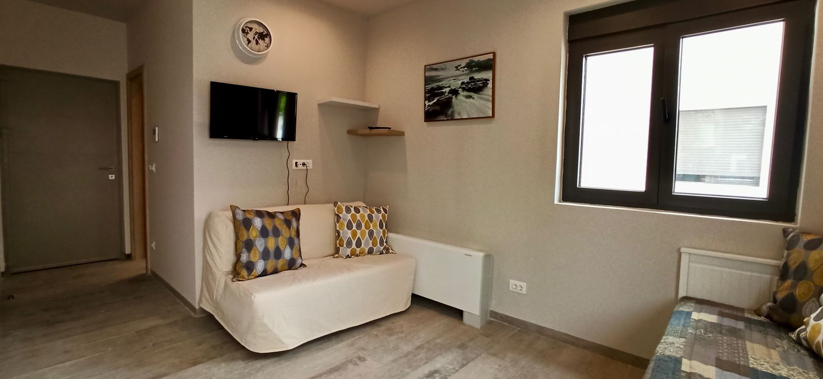 studio for sale Tivat, central Tivat apartment, Technomax building Tivat, 24.5 m2 studio Montenegro, furnished studio Tivat, new building in Tivat center, apartment near Porto Montenegro, investment property Tivat, studio for long and short term rental, office or cabinet space Tivat, first floor studio with lift, quiet courtyard facing apartment, property near promenade and beaches Tivat, nekretnine Tivat prodaja, garsonjera centar Tivta, studio apartman Porto Montenegro lokacija, stan za investiciju Tivat, namještena garsonjera Crna Gora, violet investment, violet investment montenegro