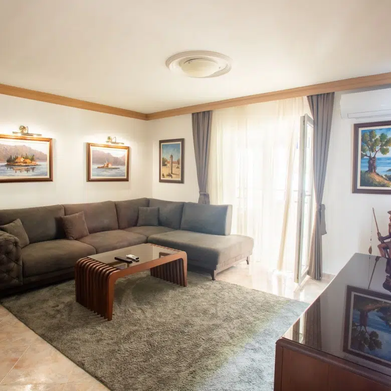 Two bedroom apartment For Sale, 72m², Centar, Budva