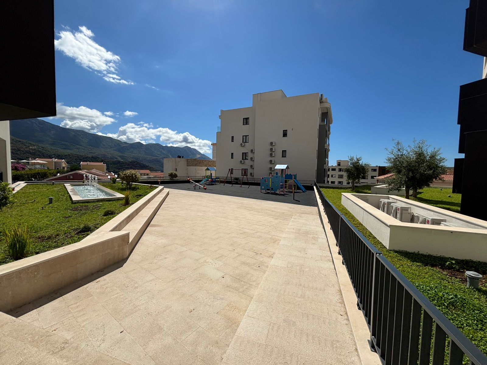 apartment for sale Bečići, Vuelo Sobre Bečići, one bedroom apartment 56 m2, new complex with rooftop pool Montenegro, apartment with gym Bečići, modern apartment near Bečići beach, investment apartment Budva Riviera, holiday home Bečići, 1 bedroom flat for sale Montenegro coast, new build apartment Bečići, nekretnine Bečići prodaja, jednosoban stan Vuelo Sobre Bečići, stan u novom kompleksu sa bazenom, investicioni stan Crna Gora, stan 195000e Bečići, violet investment,violet investment montenegro