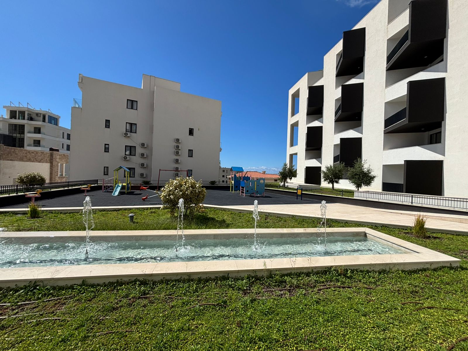 apartment for sale Bečići, Vuelo Sobre Bečići, one bedroom apartment 56 m2, new complex with rooftop pool Montenegro, apartment with gym Bečići, modern apartment near Bečići beach, investment apartment Budva Riviera, holiday home Bečići, 1 bedroom flat for sale Montenegro coast, new build apartment Bečići, nekretnine Bečići prodaja, jednosoban stan Vuelo Sobre Bečići, stan u novom kompleksu sa bazenom, investicioni stan Crna Gora, stan 195000e Bečići, violet investment,violet investment montenegro