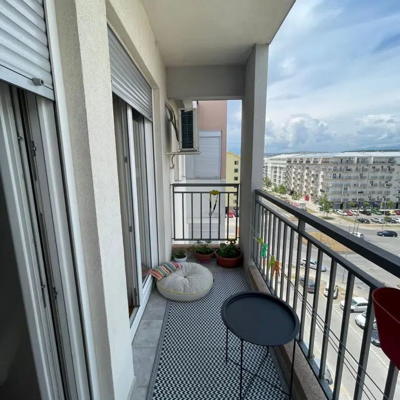 One-Bedroom Apartment for Rent – Stari Aerodrom, 42 m²