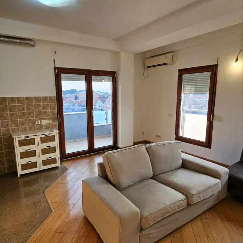 Two-Bedroom Apartment for Rent – Stari Aerodrom, Podgorica