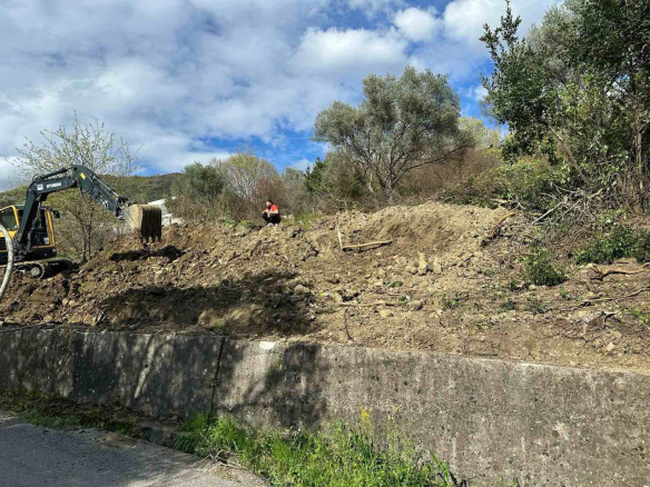 land for sale Tivat, urbanized land Tivat, sea view land Tivat, panoramic sea view plot Tivat, Tripovići land for sale, Tripovići Tivat plot, 730 m2 land Tivat, land with building potential Tivat, 480 m2 gross build area, residential land Tivat, investment land Tivat, Montenegro land for sale, plot for villa Tivat, plot for residential home Tivat, plot for apartments Tivat, land near sea Tivat, 5 minutes from sea Tivat, land near city center Tivat, utility connections nearby Tivat, clean title land Tivat, 100 percent ownership land, građevinsko zemljište Tivat, urbanizovan plac Tivat, plac sa pogledom na more Tivat, plac Tripovići Tivat, plac na prodaju Tivat, pogled na more Tivat, Violet Investment Tivat, Violet Investment land for sale, Violet Investment Tripovići, Violet Investment Montenegro real estate