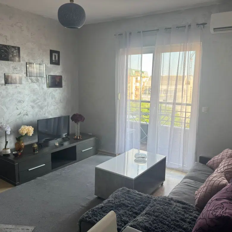Two-bedroom apartment for rent – Podgorica (behind BIG Fashion, City Kvart area)