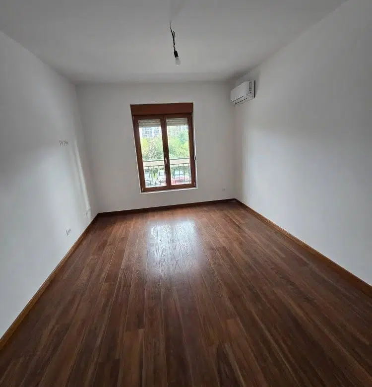 Unfurnished Three-Bedroom Apartment for Rent – Suitable for Office Use