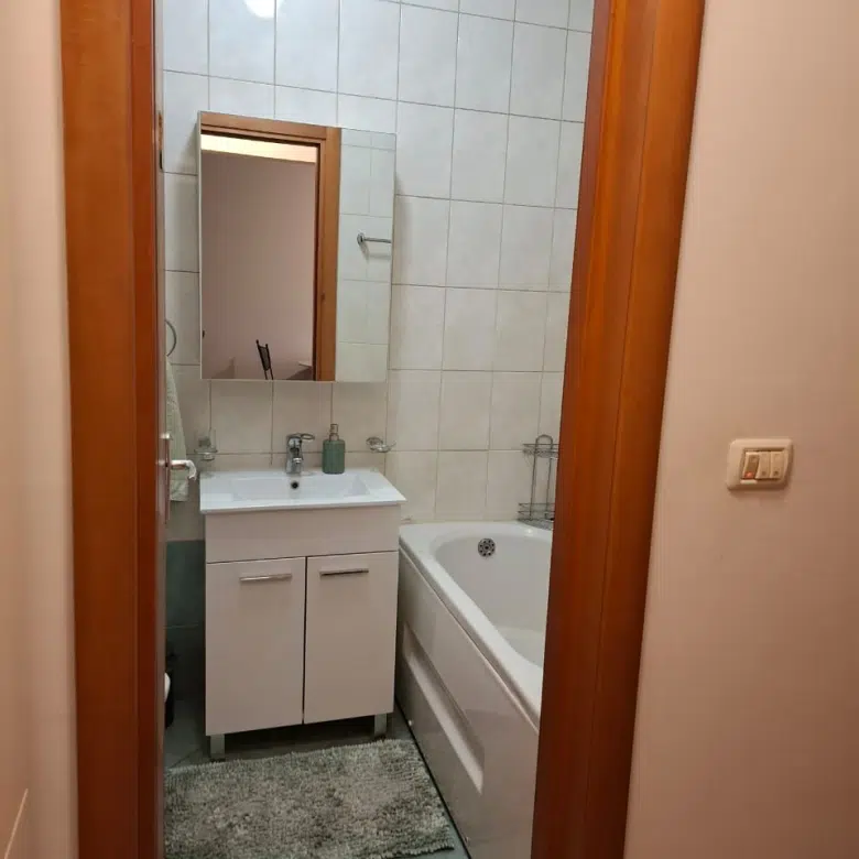One-Bedroom Apartment For Rent