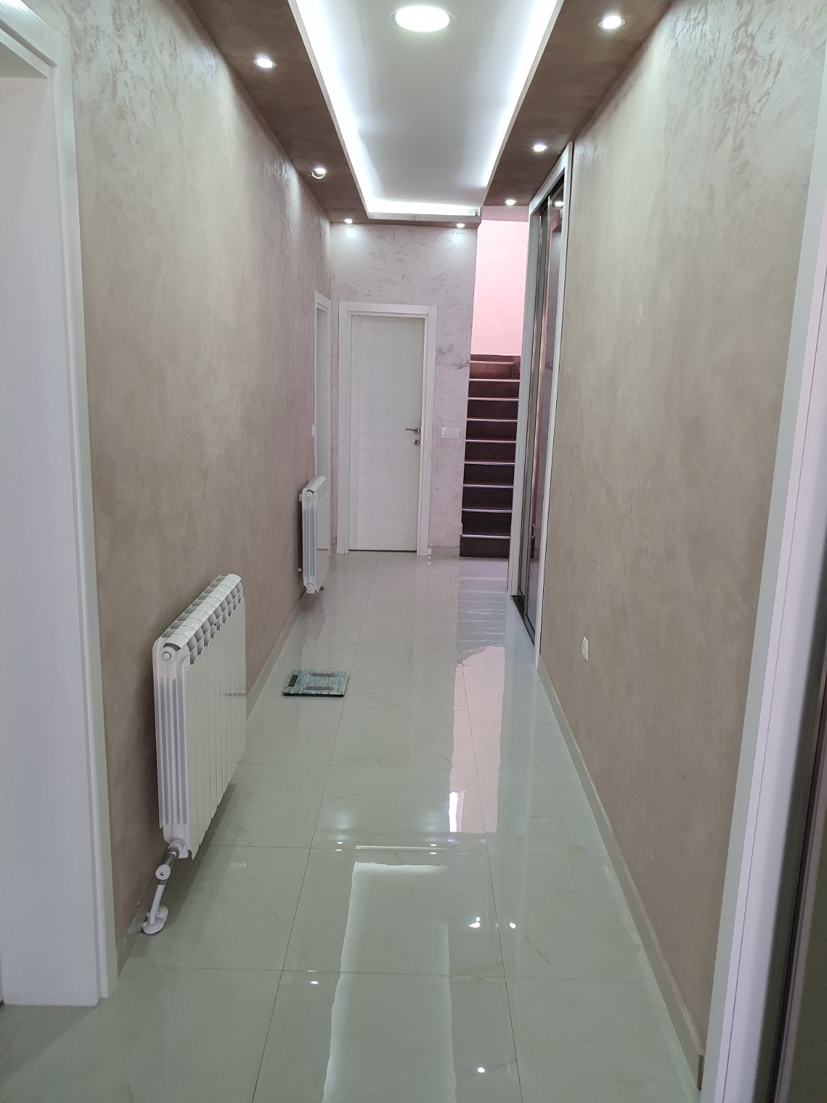 house for sale Podgorica, house for sale Gornja Gorica, family house Podgorica, modern house Podgorica, American style house Montenegro, 260 m2 house Podgorica, 180 m2 living space Podgorica, 640 m2 plot Podgorica, 3 bedroom house Podgorica, house with office Podgorica, central heating pellet Podgorica, Fujitsu air conditioning Podgorica, landscaped yard Podgorica, fenced property Podgorica, house with garage Podgorica, house with terraces Podgorica, modern family home Podgorica, real estate Podgorica, property for sale Montenegro, Gornja Gorica real estate, house built 2019 Podgorica, legal house with permits Podgorica, decorative garden Podgorica, Violet Investment Podgorica, Violet Investment house for sale, Violet Investment Gornja Gorica,violeti investment,violetinvestment,violet investment montenegro