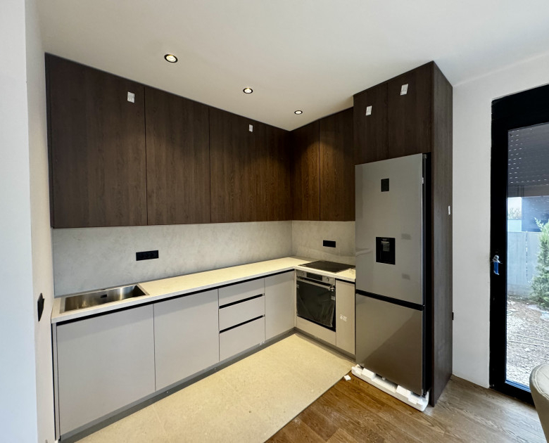 villa for rent Podgorica, luxury house Gornja Gorica, 4 bedroom villa Podgorica, 225 m2 modern villa for rent, house with sauna Podgorica, long term rental for embassies, villa near Big Fashion Podgorica, house with EV charger Montenegro, high quality new villa Podgorica, family house with private yard, Samsung WindFree heating cooling, triple glazed aluminium windows house, nekretnine Podgorica izdavanje, luksuzna vila Gornja Gorica, kuća sa saunom i parkingom, kuća za međunarodne organizacije, porodična vila za dugoročni zakup, violet investment, violet investment montenegro