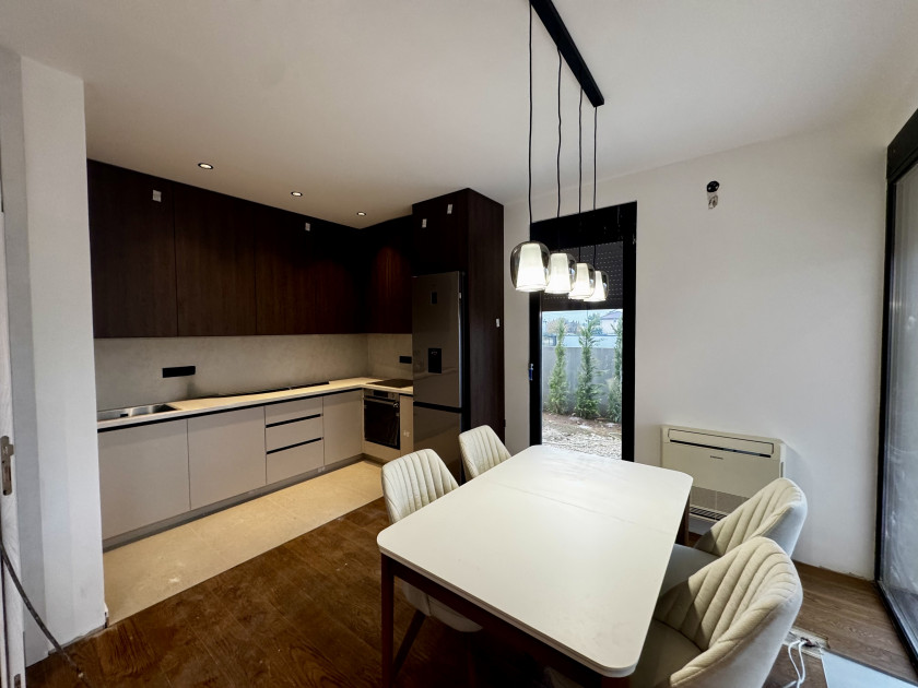 villa for rent Podgorica, luxury house Gornja Gorica, 4 bedroom villa Podgorica, 225 m2 modern villa for rent, house with sauna Podgorica, long term rental for embassies, villa near Big Fashion Podgorica, house with EV charger Montenegro, high quality new villa Podgorica, family house with private yard, Samsung WindFree heating cooling, triple glazed aluminium windows house, nekretnine Podgorica izdavanje, luksuzna vila Gornja Gorica, kuća sa saunom i parkingom, kuća za međunarodne organizacije, porodična vila za dugoročni zakup, violet investment, violet investment montenegro