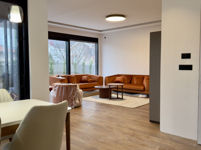 villa for rent Podgorica, luxury house Gornja Gorica, 4 bedroom villa Podgorica, 225 m2 modern villa for rent, house with sauna Podgorica, long term rental for embassies, villa near Big Fashion Podgorica, house with EV charger Montenegro, high quality new villa Podgorica, family house with private yard, Samsung WindFree heating cooling, triple glazed aluminium windows house, nekretnine Podgorica izdavanje, luksuzna vila Gornja Gorica, kuća sa saunom i parkingom, kuća za međunarodne organizacije, porodična vila za dugoročni zakup, violet investment, violet investment montenegro