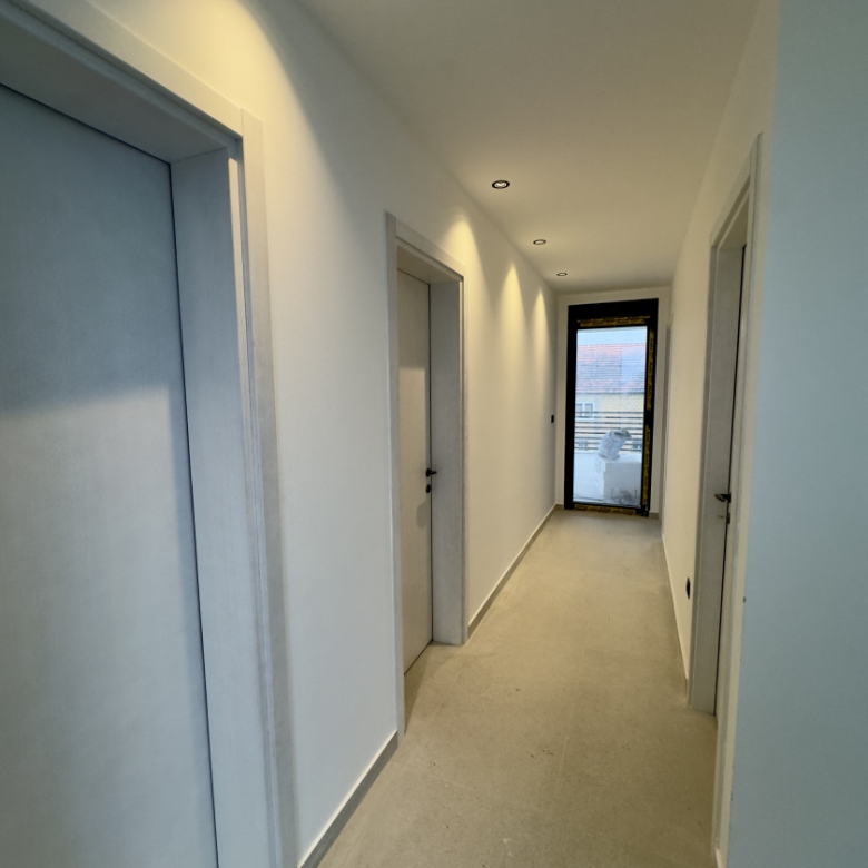 villa for rent Podgorica, luxury house Gornja Gorica, 4 bedroom villa Podgorica, 225 m2 modern villa for rent, house with sauna Podgorica, long term rental for embassies, villa near Big Fashion Podgorica, house with EV charger Montenegro, high quality new villa Podgorica, family house with private yard, Samsung WindFree heating cooling, triple glazed aluminium windows house, nekretnine Podgorica izdavanje, luksuzna vila Gornja Gorica, kuća sa saunom i parkingom, kuća za međunarodne organizacije, porodična vila za dugoročni zakup, violet investment, violet investment montenegro
