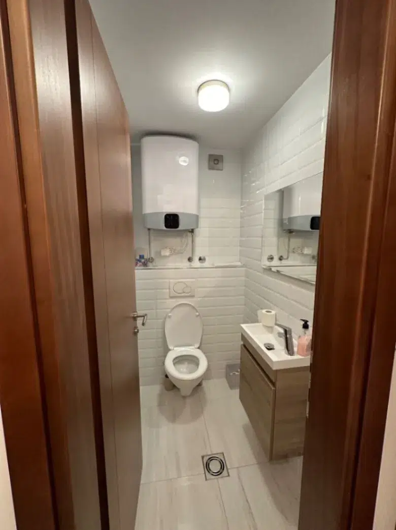 apartment for sale Podgorica, 2 bedroom apartment Baku street, luxury apartment Podgorica, 92 m2 flat for sale, apartment near Bemax Park, apartment near Tološka šuma, apartment near Big Fashion Podgorica, furnished luxury apartment Montenegro, flat with garage Podgorica, parking under ramp Podgorica, family apartment Podgorica, high-end apartment for sale, nekretnine Podgorica prodaja, dvosoban stan 92m2 Podgorica, dvosoban stan Baku ulica, luksuzan stan Podgorica, stan sa garažom i parkingom Podgorica, stan blizu parka i šume Podgorica, violet investment, violet investment montenegro