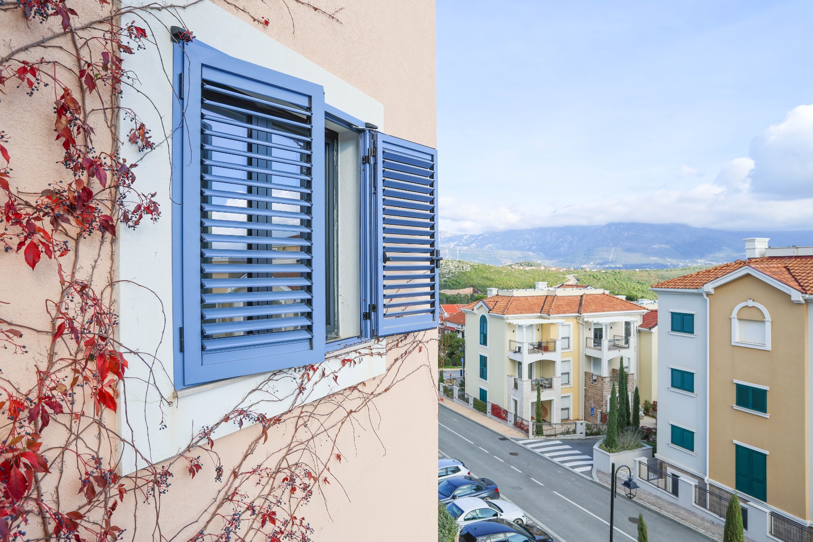 apartment for sale Luštica Bay, Centrale Luštica Bay apartment, 2 bedroom apartment Tivat, 78 m2 flat Luštica Bay, luxury resort apartment Montenegro, property in Luštica Bay Tivat, high ceilings apartment Montenegro, underfloor heating bathrooms, furnished modern kitchen Luštica, private parking Luštica Bay, investment property Montenegro coast, rental program Luštica Bay, golf course property Montenegro, premium resort living Tivat, nekretnine Luštica Bay prodaja, dvosoban stan Centrale Luštica, stan u rizortu Crna Gora, stan za investiciju Luštica Bay, apartman blizu golf terena Crna Gora,violet investment, violet investment montenego