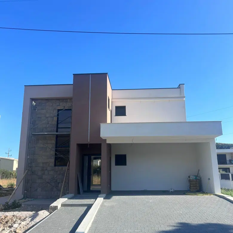 New 3-Bedroom House 225 m²,Plot 400 m² with Garage & Underfloor Heating – Polje, Bar