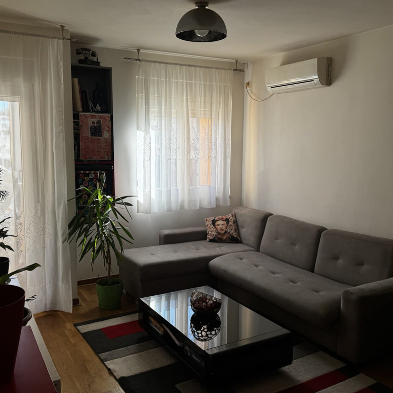 apartment for sale City Kej, one bedroom apartment Podgorica, 43 m2 new build City Kej, Piperska bb apartment, first floor flat Podgorica, east oriented apartment Montenegro, building with two elevators Podgorica, apartment near schools and kindergartens, new construction City Kej Podgorica, investment apartment Podgorica, nekretnine Podgorica prodaja, jednosoban stan City Kej, novogradnja 43m2 Piperska, stan sa klimom Podgorica, stan blizu vrtića, škole i doma zdravlja , violet investment,violet investment montenegro