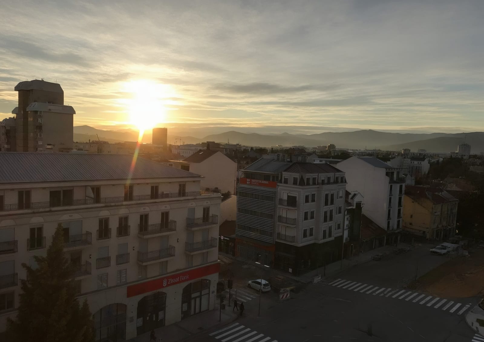 apartment for sale Podgorica center, luxury 2 bedroom apartment Podgorica, 72 m2 flat for sale, apartment across Ziraat Bank Podgorica, city center apartment with garage, fully furnished apartment Montenegro, investment apartment Podgorica, ready to move in flat, apartment with parking city center, nekretnine Podgorica prodaja, luksuzan dvosoban stan centar Podgorice, stan sa garažom na prodaju, namješten stan sa tehnikom Podgorica,violet investment, violet investment montenegro