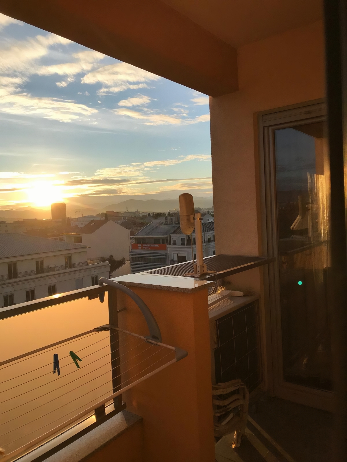 apartment for sale Podgorica center, luxury 2 bedroom apartment Podgorica, 72 m2 flat for sale, apartment across Ziraat Bank Podgorica, city center apartment with garage, fully furnished apartment Montenegro, investment apartment Podgorica, ready to move in flat, apartment with parking city center, nekretnine Podgorica prodaja, luksuzan dvosoban stan centar Podgorice, stan sa garažom na prodaju, namješten stan sa tehnikom Podgorica,violet investment, violet investment montenegro