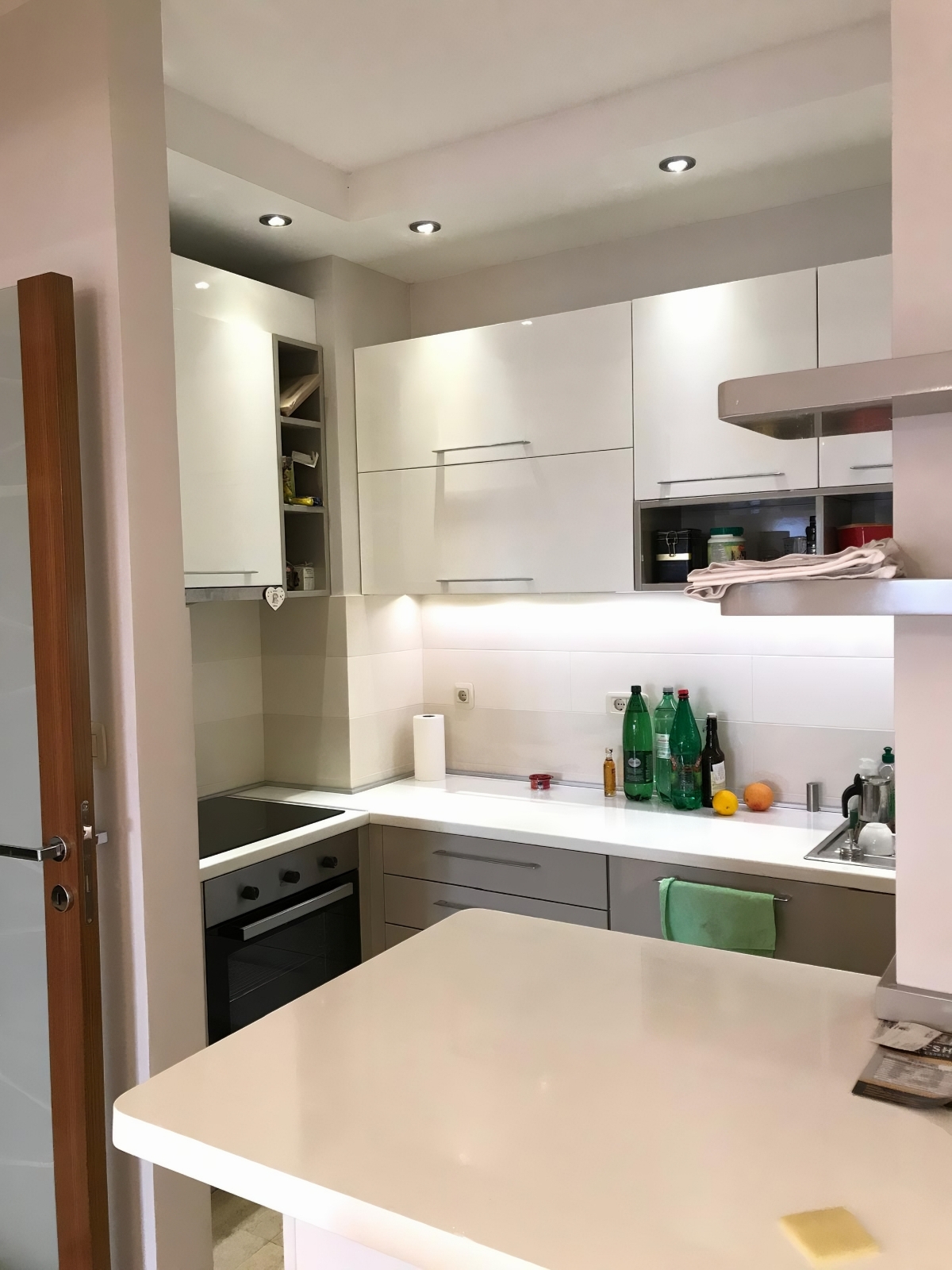 apartment for sale Podgorica center, luxury 2 bedroom apartment Podgorica, 72 m2 flat for sale, apartment across Ziraat Bank Podgorica, city center apartment with garage, fully furnished apartment Montenegro, investment apartment Podgorica, ready to move in flat, apartment with parking city center, nekretnine Podgorica prodaja, luksuzan dvosoban stan centar Podgorice, stan sa garažom na prodaju, namješten stan sa tehnikom Podgorica,violet investment, violet investment montenegro