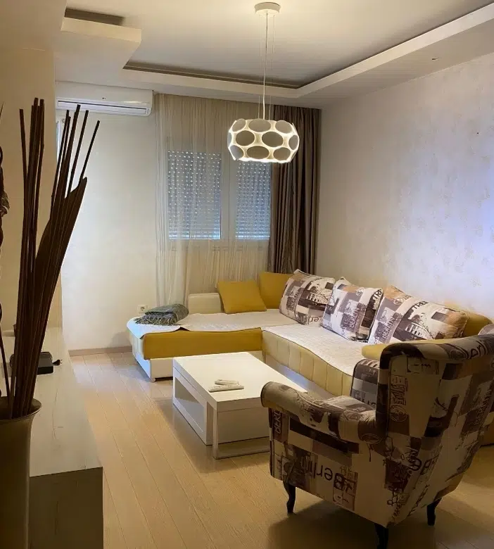 Modern 2-Bedroom Apartment 66 m² with 2 Bathrooms & Garage – City Kvart, Podgorica