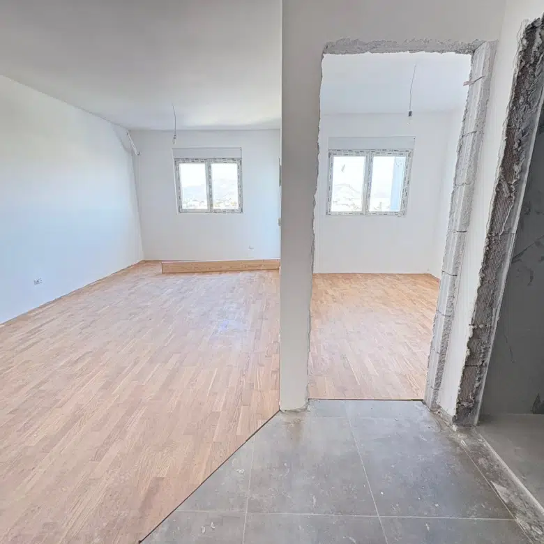 one-bedroom apartment, one-bedroom apartment Family Nest, Family Nest Zabjelo, Family Nest Podgorica, apartment for sale Zabjelo, apartment for sale Podgorica, 42 m2 apartment, 42m2 apartment Zabjelo, new building Zabjelo, new construction Family Nest, second floor apartment, apartment with parking, parking under ramp, apartment near Oktoih Primary School, apartment near school Zabjelo, registered building in cadastre, apartment eligible for bank loan, investment property Podgorica, real estate Podgorica, flat for sale Zabjelo, one-bedroom flat Podgorica, modern apartment Zabjelo, violet investment, violet investment montenegro